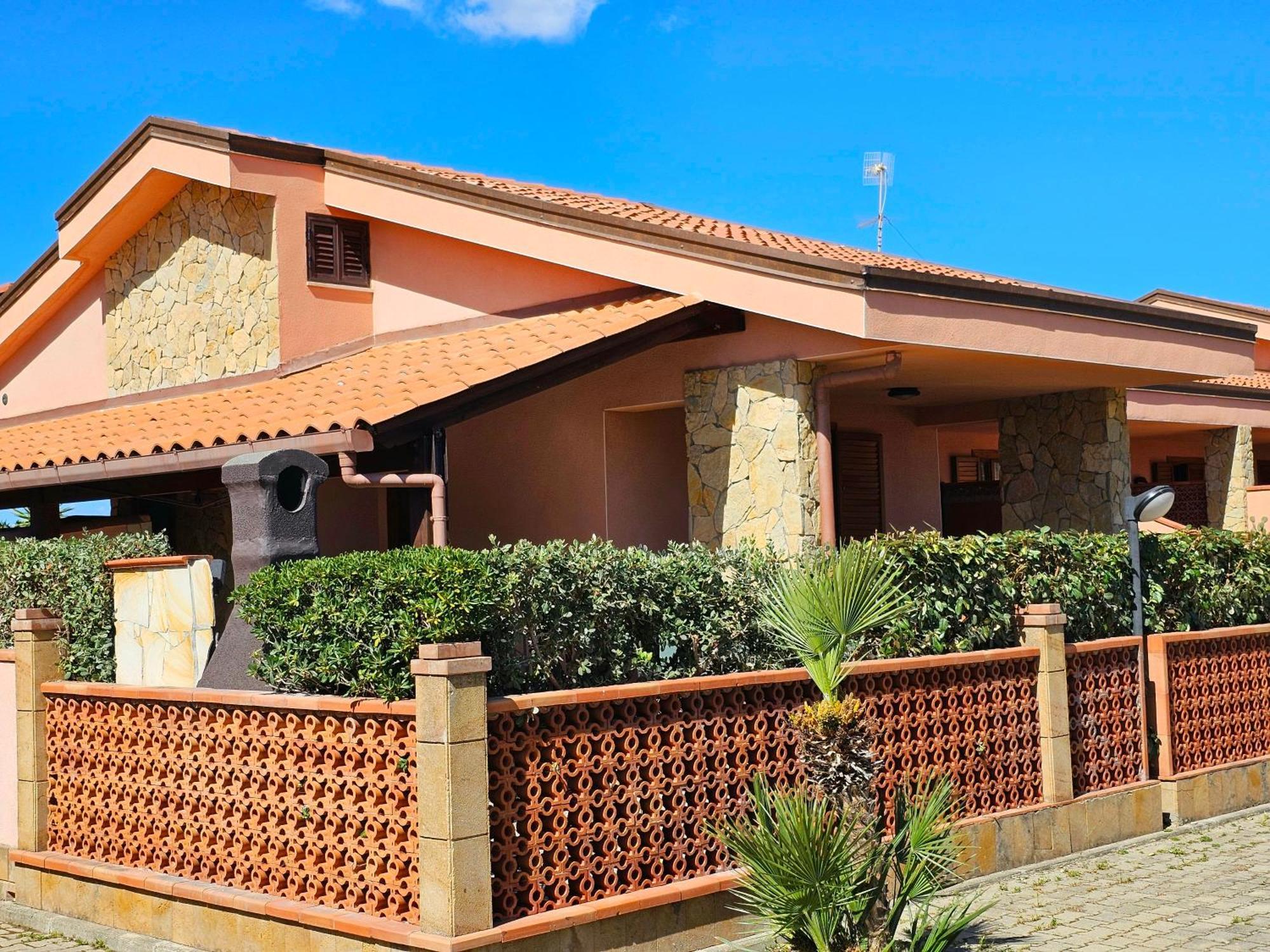Costa Mediterranea Holiday Homes Campofelice Di Roccella Zewnętrze zdjęcie