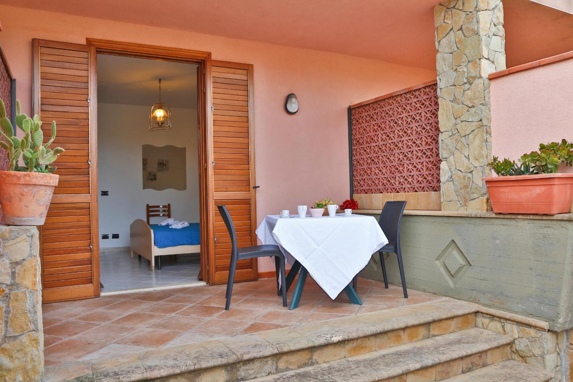 Costa Mediterranea Holiday Homes Campofelice Di Roccella Pokój zdjęcie