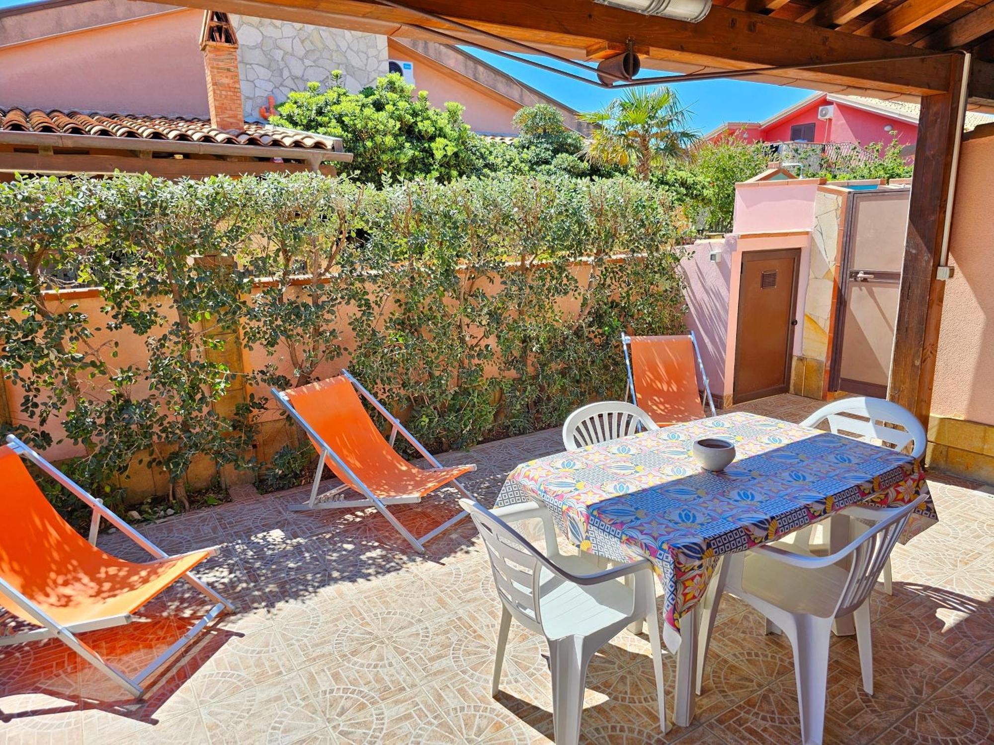 Costa Mediterranea Holiday Homes Campofelice Di Roccella Pokój zdjęcie